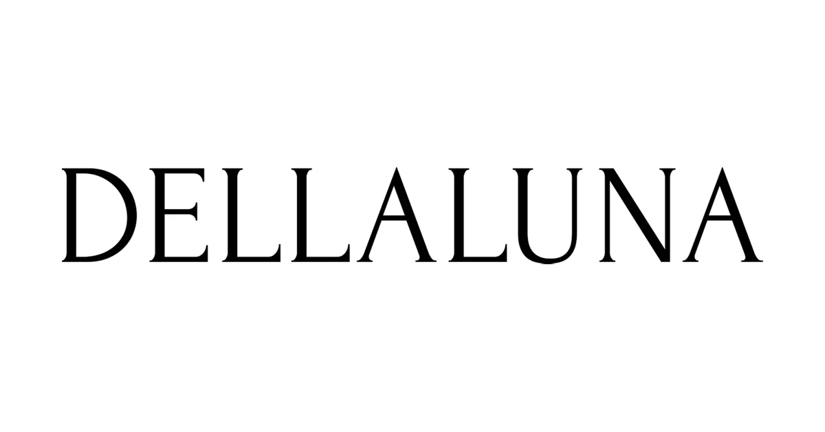Парфюмерия бренда Dellaluna